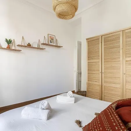 Superbe A 5mins Des Plages, Proche Palais 戛纳